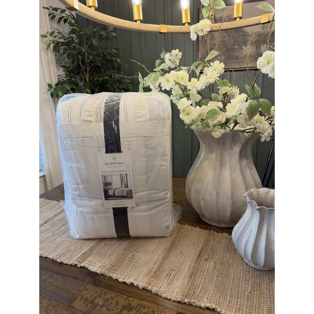RARE 3pc Full/Queen Pinstripe Comforter & Sham Gray/Cream Hearth & Hand NEW